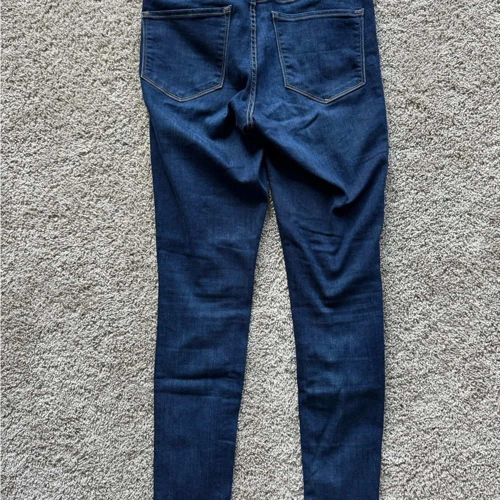 Old Navy Rockstar Skinny Jeans High Rise skinny jeans Size 12 long  31 in inseam